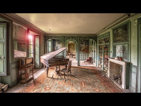 Enchanting Abandoned 17th-Century Chateau in France (Entirely frozen in time for 26 years)