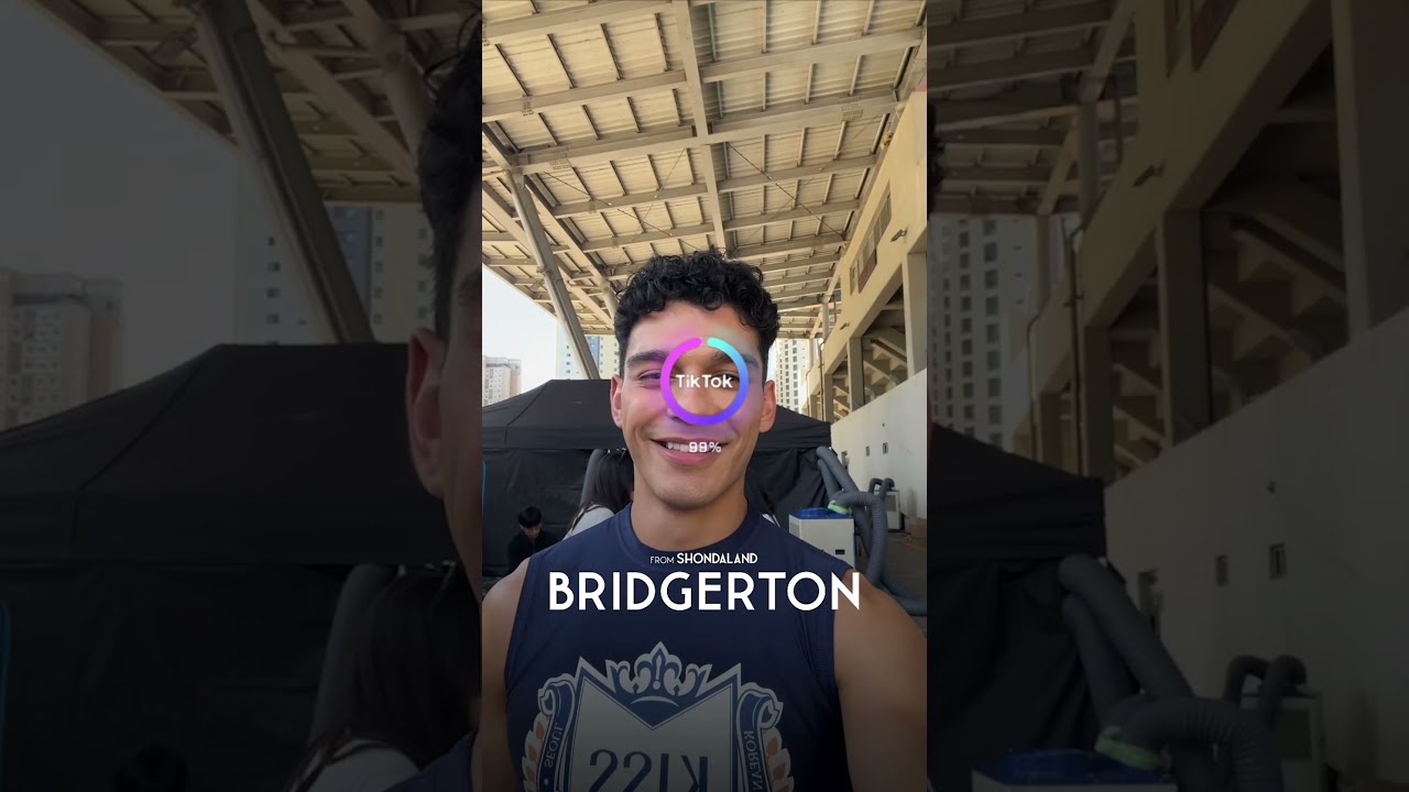 The XO Kitty Cast Using Bridgerton Filter Is Golden XOKitty