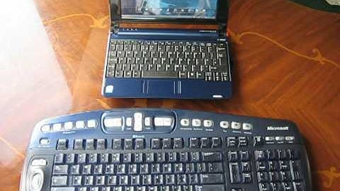 Microsoft Bluetooth Keyboard Elite connected to Acer Aspire One Netbook