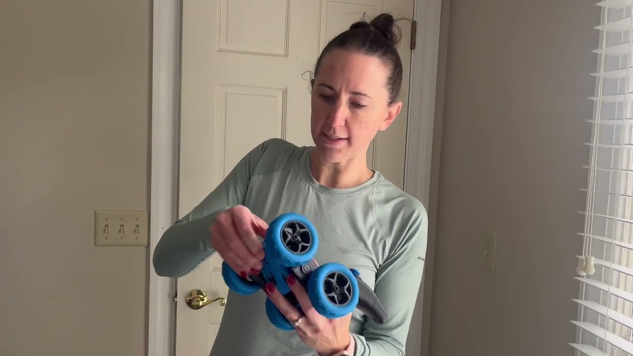This remote control car is double sided and so fun! |Product Overview 