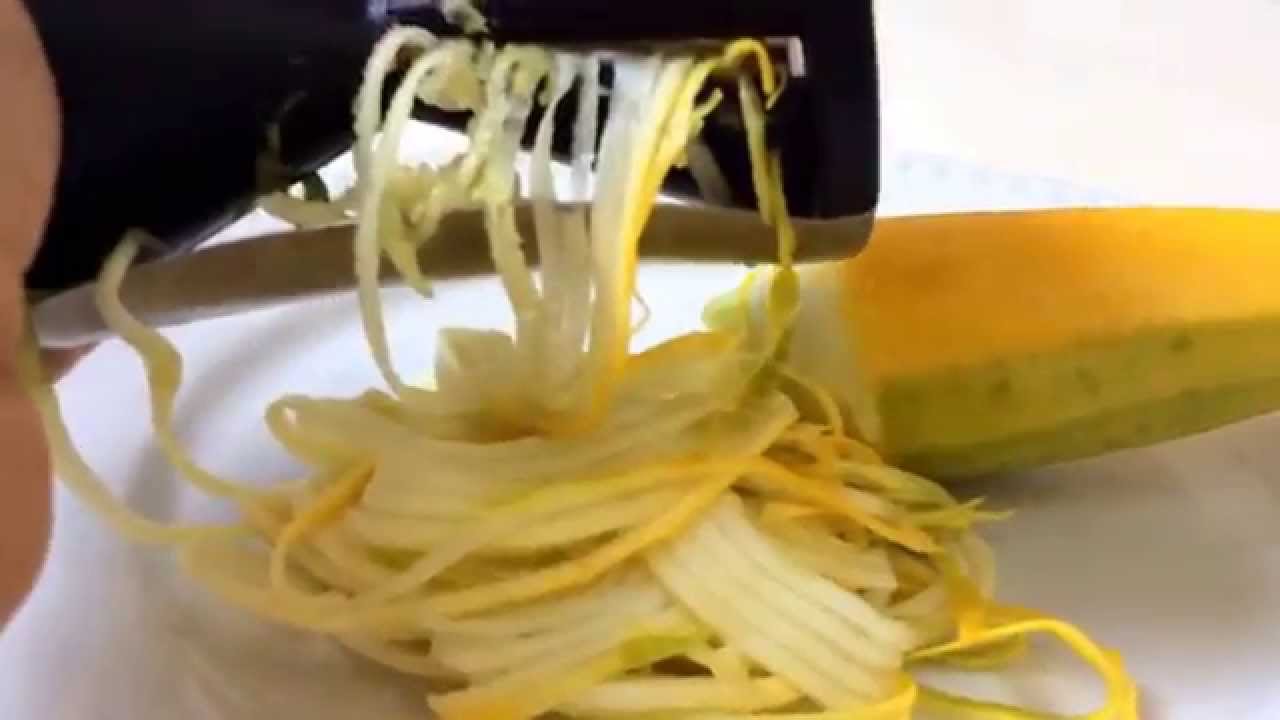 Vegetable slicer Slicely making yellow squash noodles YouTube