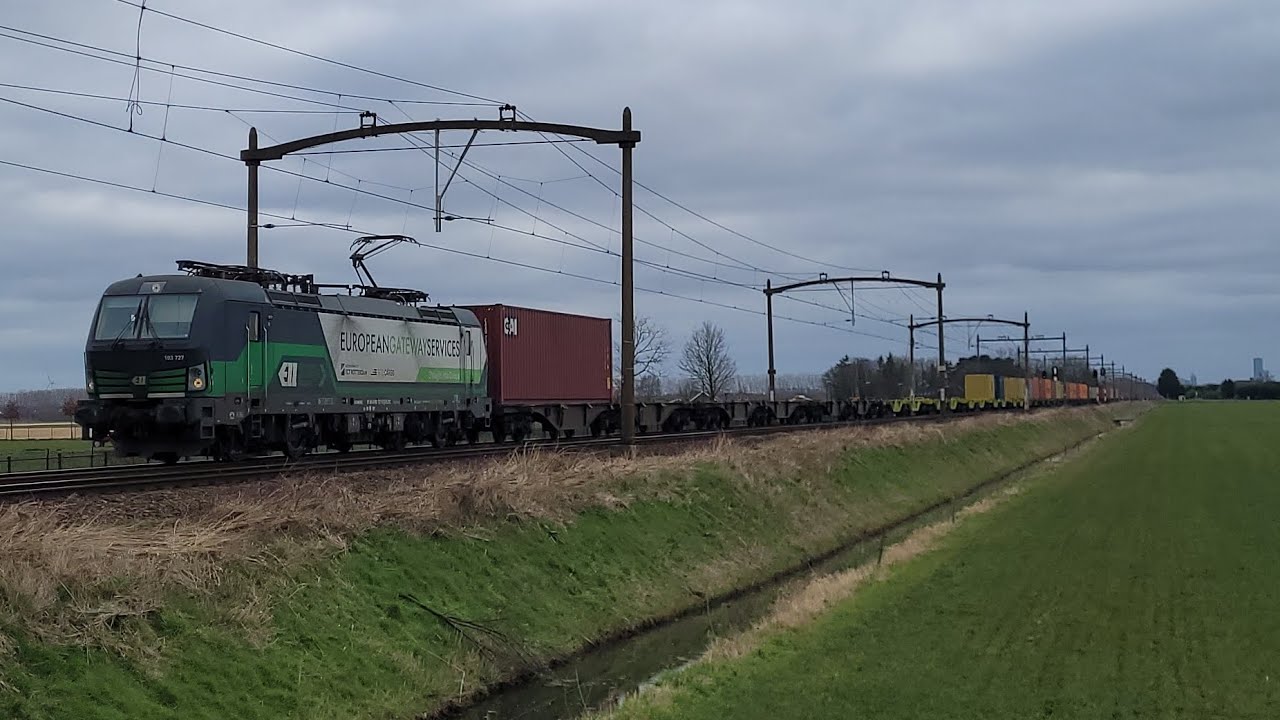RTBC 193 727 (European Gateway Services) met de Blerick Shuttle (TCT) te Hulten