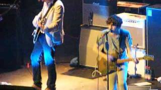 The Kooks - See The World (Live @ Chile 2009)