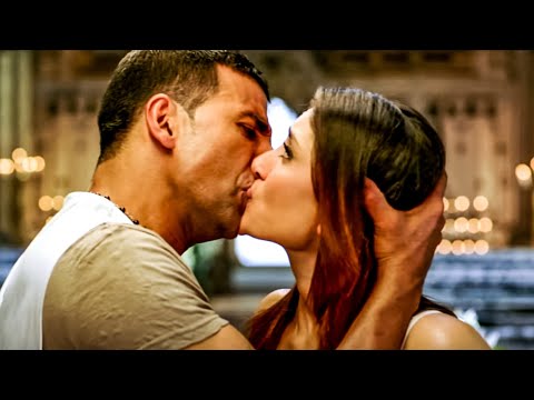 Bollywood's Best Kisses | KISS DAY SPECIAL - Romantic Movie Scenes | RAM-LEELA | ROCKSTAR & More