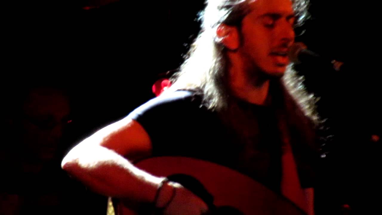 Giannis Xaroulis - Akrovatis