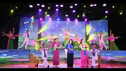 Chương trình nghệ thuật Học tập và làm theo tư tưởng, đạo đức, phong cách Hồ Chí Minh gắn với CCHC