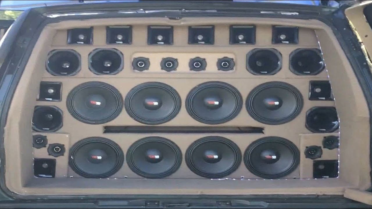 4 15S ON TARAMPS BASS 12K TO BE HEARD A MILE AWAY? - YouTube