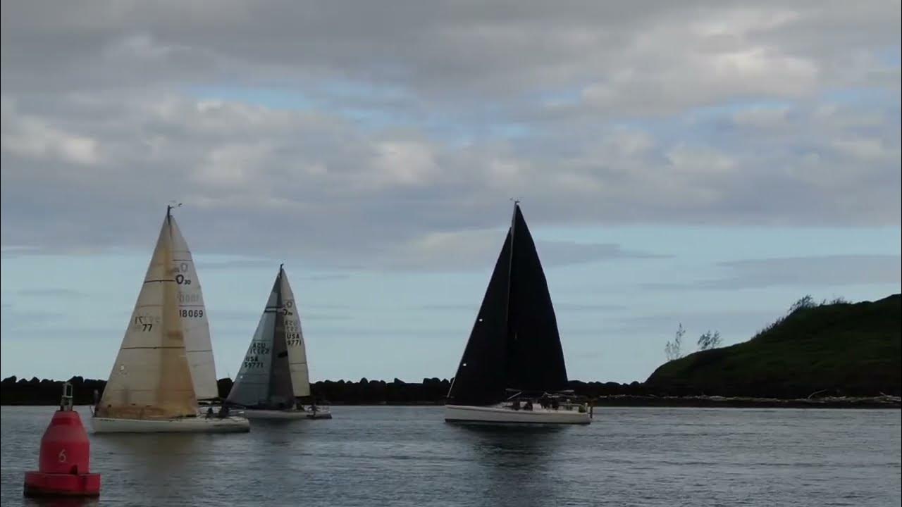 Nawiliwili Yacht Club 2/10/22 Bob Hamby Memorial Series Sailboat Race Start  - YouTube