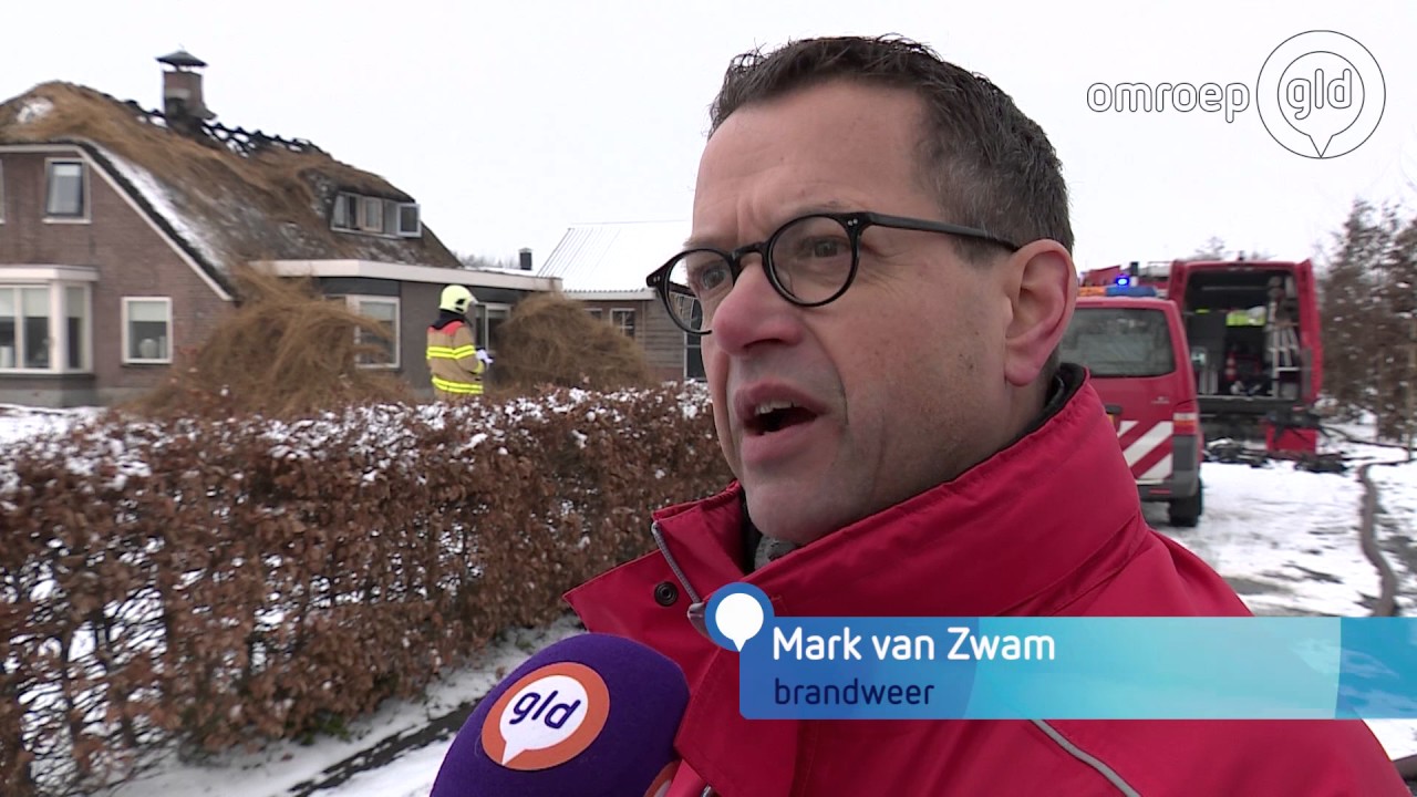 Brand in rietenkap boerderij Barneveld