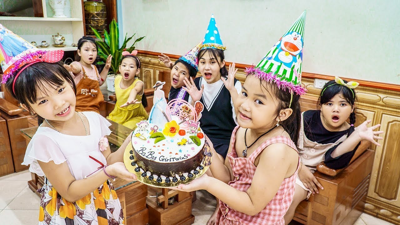 Chuns Family | Chuns With Best Friends Making A Cake At Home Wonderful Birthday