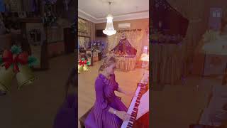 piano natal Malam Sunyi Senyap