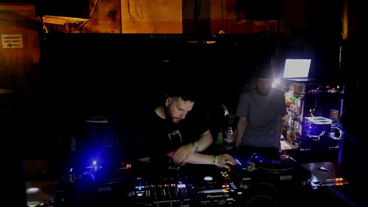 Kahn - Subdub 20 Years, Leeds 2018 - YouTube