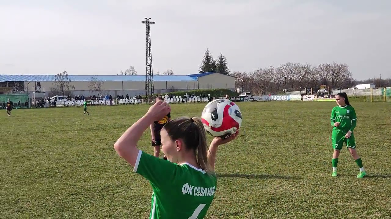 Пълдин Пловдив - Севлиево Лейдис  жени 0:0 първо полувреме. 
