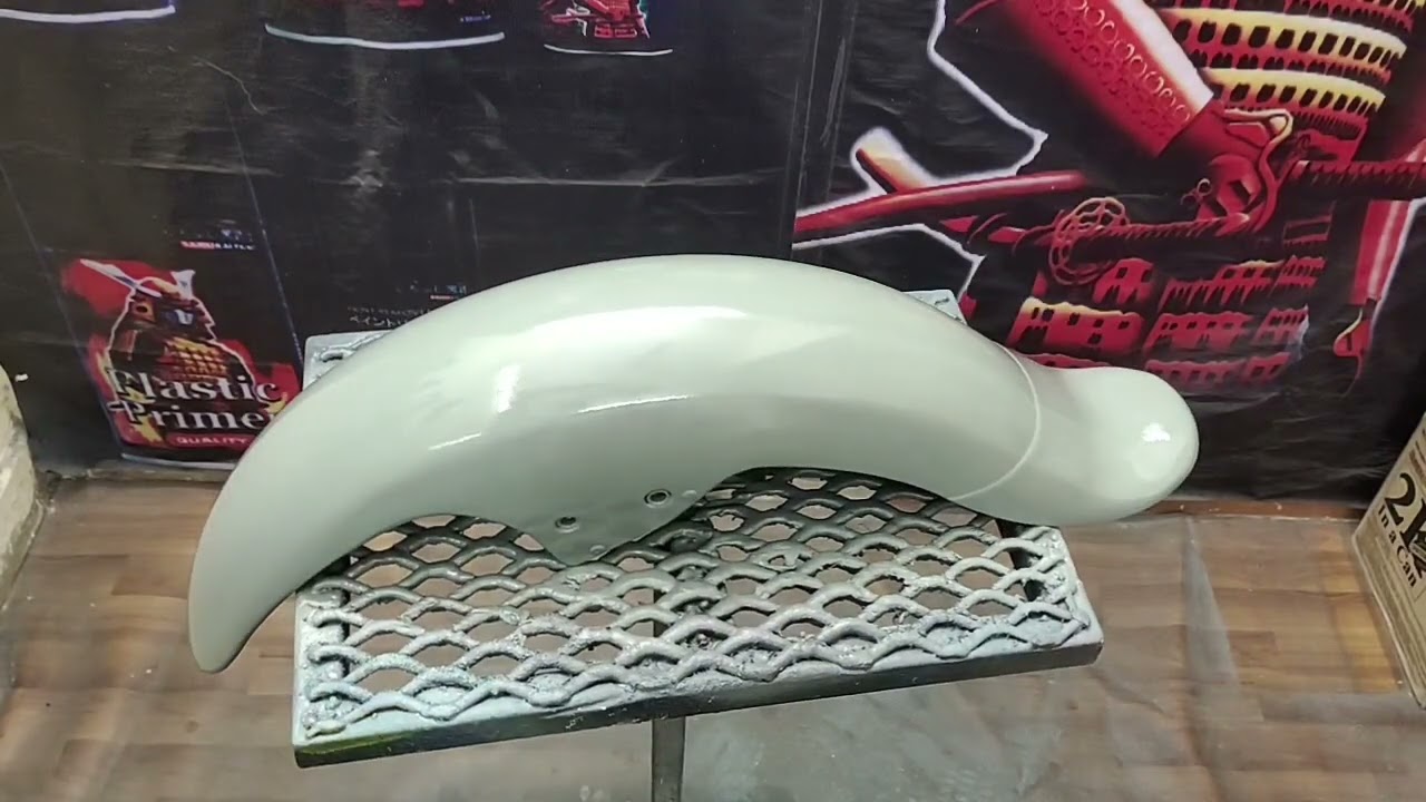 Apply Samurai spray paint 30/109 Black+K1k clear bike motor guard part 