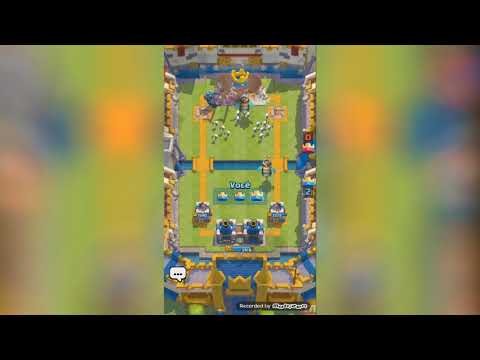 JOGANDO BATALHA DE DUPLAS 😂😂😂😂 - CLASH ROYALE