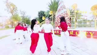 Merry Christmas 🎄 :Jonas Brothers - Like It's Christmas coreo by @getfitdancewithabhi7387