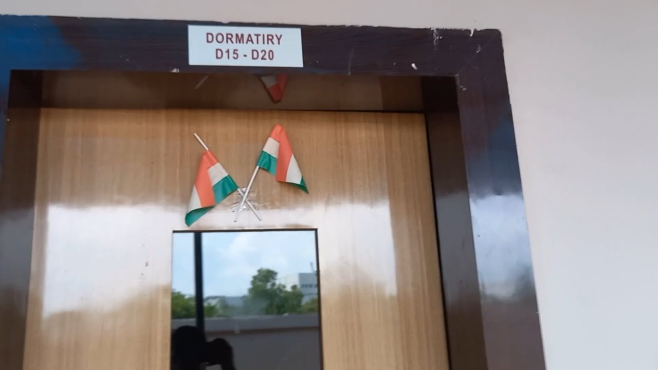 My experience of Railways retiring room, Dormitory railway gwalior 