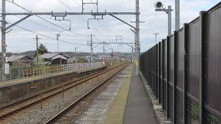 JR西日本　宇野線（瀬戸大橋線）久々原駅　快速茶屋町行　通過