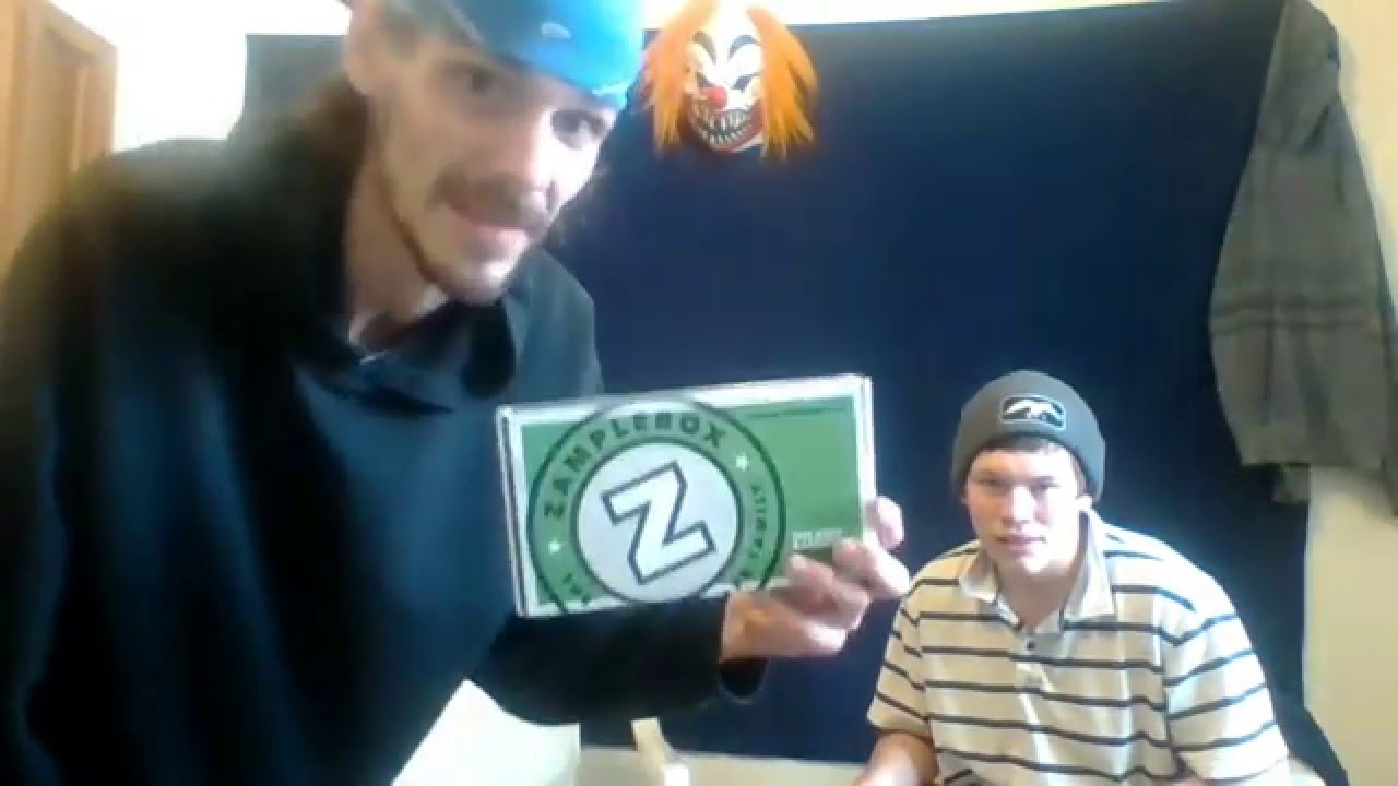 Opening/Sampling January Zamplebox