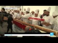 Record du monde  guinness book  la baguette la plus longue du monde fait 122m
