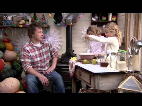 jamie-oliver's-easy-pancake-recipe-featuring-poppy-and-daisy