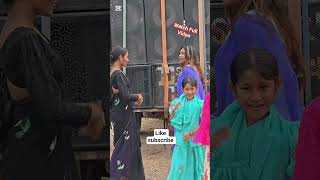 New Viral Bhojpuri Song Vatar Time Se Let Naikhe Dance Off Tharu Girl In Random Video Recording