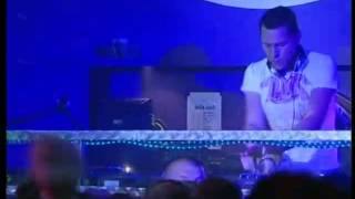 Tiesto - Love Comes Again - Traffic Live in Club Rotation