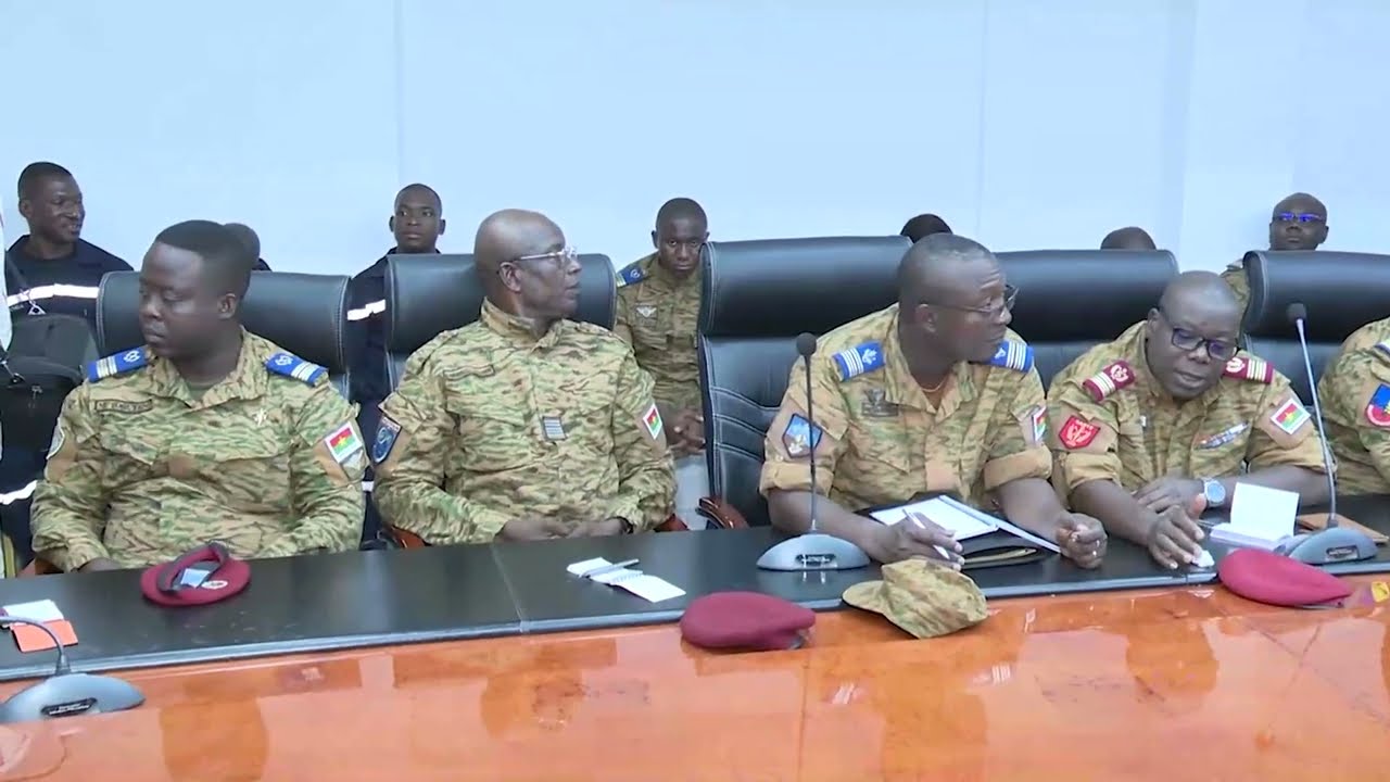 Rencontre du Président du Faso avec la hiérarchie militaire