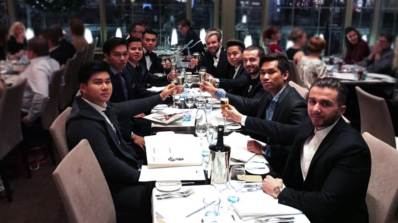 ALL DRESSED UP! | VLOG 7