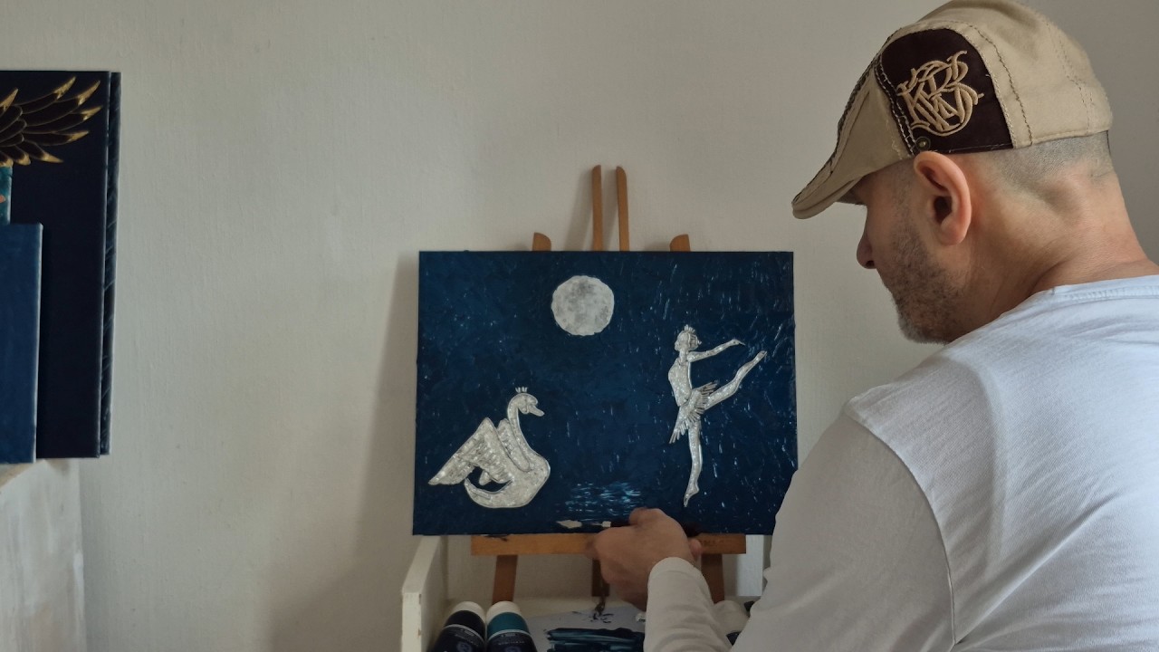 Swan Lake | Creating Art with Gold leaf foil copper wire