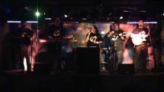 2POUZ FYNIST - LIVE AT CLUB RARO chords