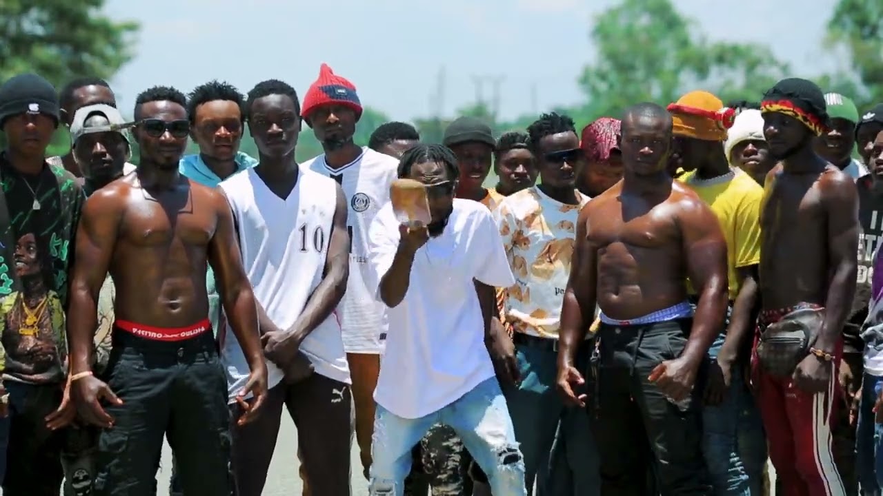 EGAALI_FREDDY_TINNY_(OFFICIAL_VISUALS)