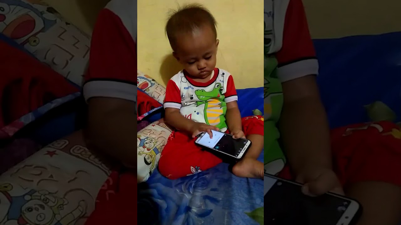  Anak main  hp YouTube