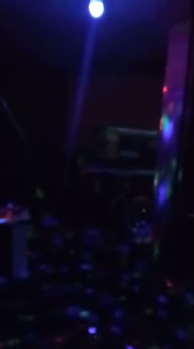 Dugem Di Tempat karaoke.