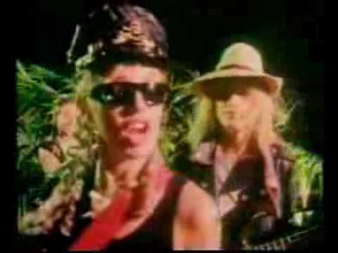 The Belle Stars - "The Clapping Song" (1982)