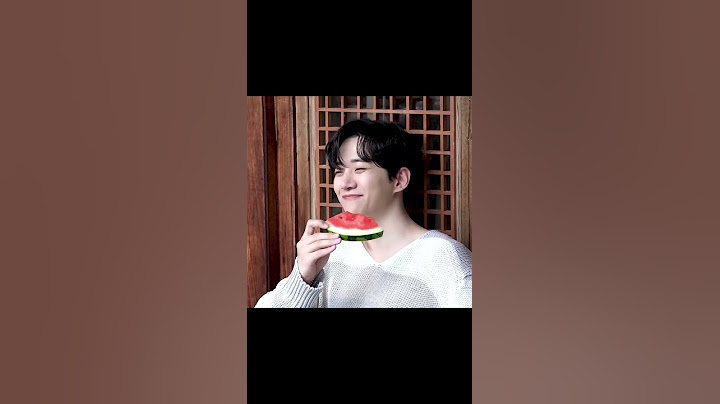 [2PM 준호/우영] 같은 수박 먹방이지만 극명한 온도차 (섹시or큐티)