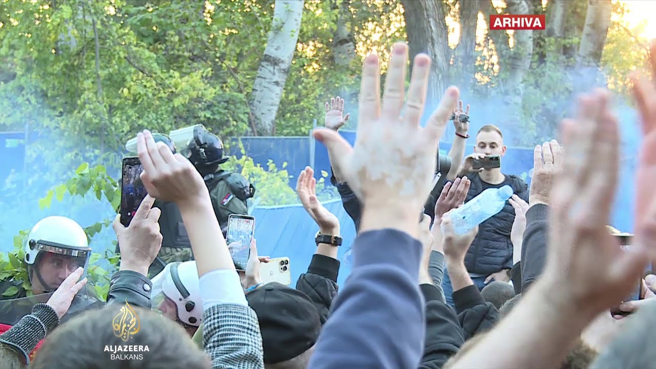 الاعتداءات على النشطاء في صربيا: من الاستخدام المفرط للقوة إلى دعاوى التشهير الاستراتيجية (SLAPP)