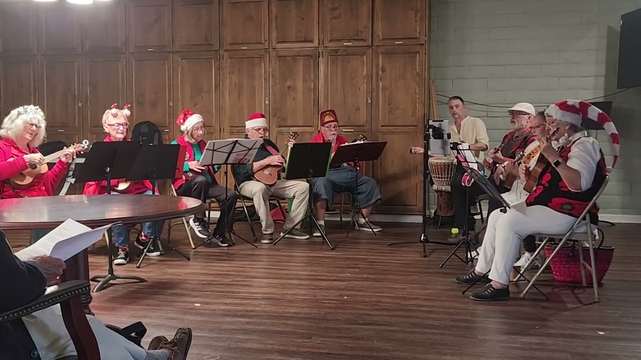 Ukulele club- Laguna Lele's "Amazing Grace "