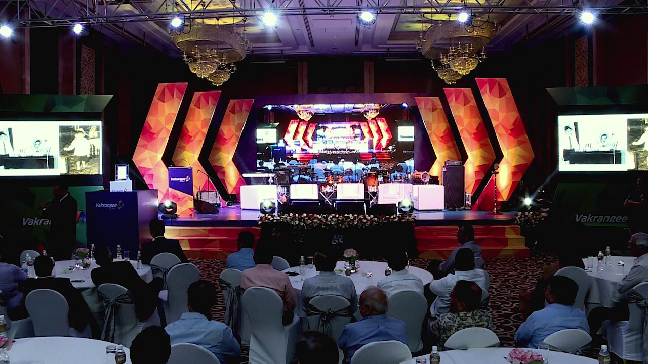 Boman Irani's motivational Speech at Vakrangee on19th May 2017