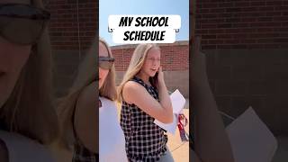 MY CLASS SCHEDULE ✏️ Have you gotten yours! #shorts #fyp #school #FiiZ