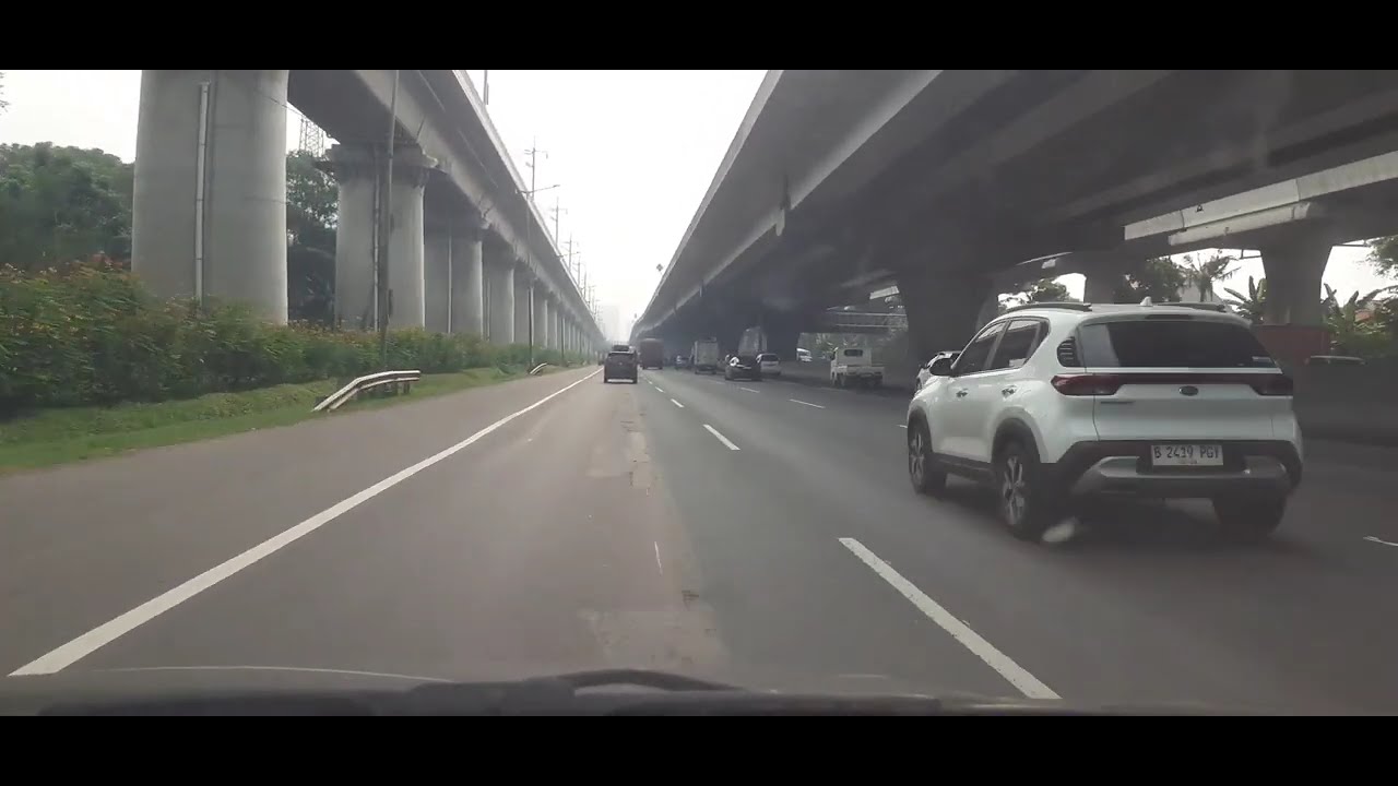 Perjalanan dari MM2100  via  tol Cibitung, Bekasi Barat,  Apartemen Lagoon, Taman Galaxi Bekasi