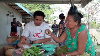 กินข้าวเช้ากับอาหารที่แสนแซบ กับบรรยากาศที่วุ่นวาย คนคือหลายแต่เช้าแท้