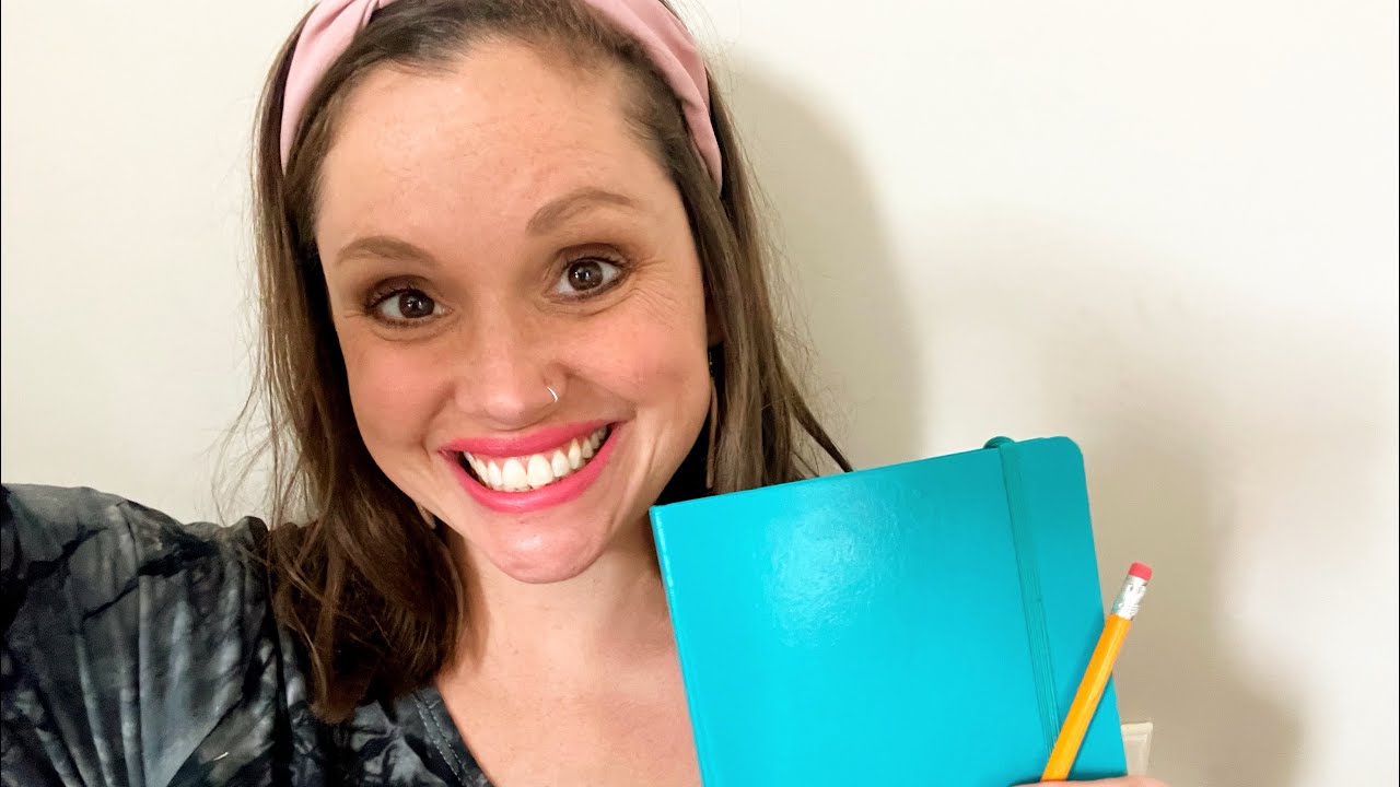 ASMR - Gum Chewing Ramble - Books I’m Reading