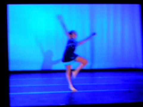 Allie solo recital : Strong Enough