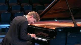 Jan Lisiecki Plays Chopin Ballade no.4 in F minor, Op. 52