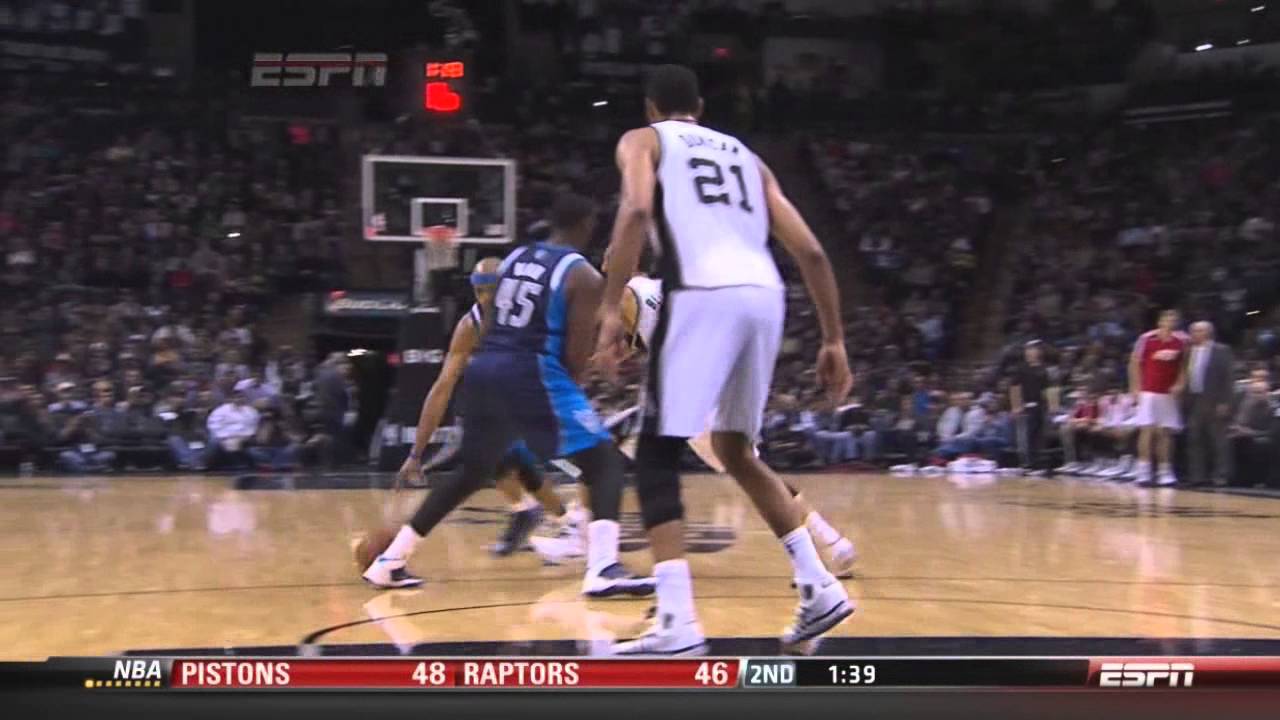 Tim Duncan Hilariously Said It Was Unfair That He Had To Guard Vince  Carter: I Got So Little Hops, Fadeaway World