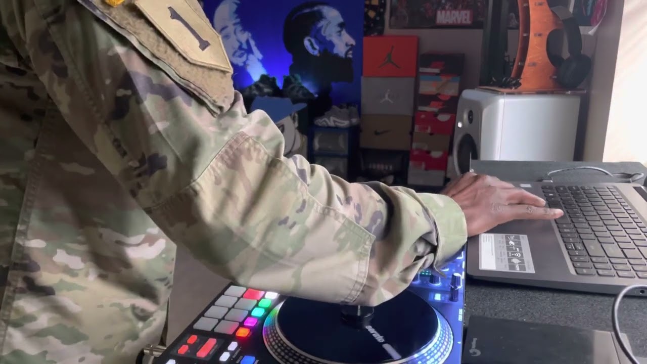 Rich Boy-Throw Some D’s including Andre 3 stacks verse chopped & screwed