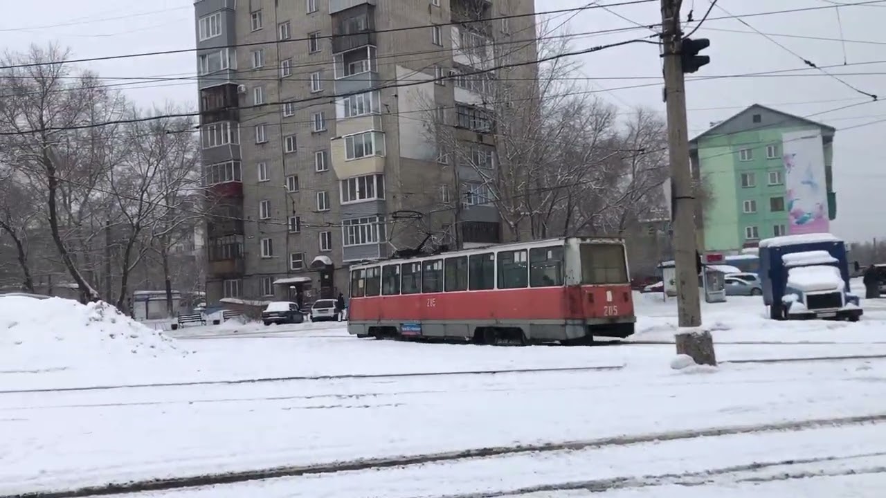 Трамвай 71 605 КТМ (205) по 5 маршруту 