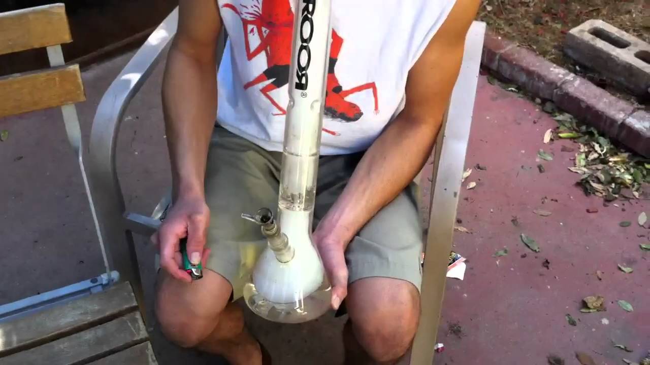 Roor bong hit