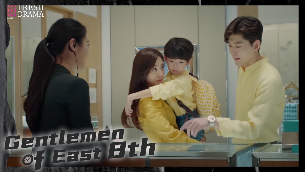 😆They wore the matching costumes by accident and were mistaken for a couple~ | Gentlemen of East 8th